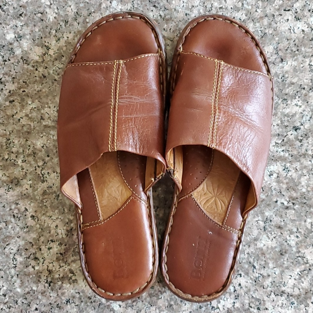 Born leather sandals
